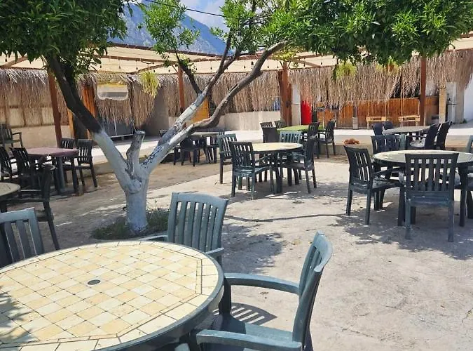 Orange Camp Κάμπινγκ