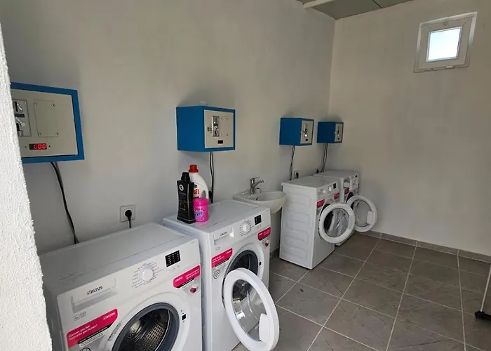 Orange Camp Κάμπινγκ