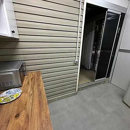 营地 Orange Camp 凯梅尔