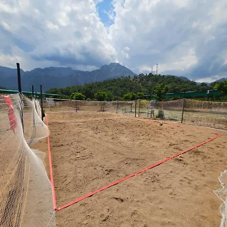 Orange Camp キャンプ場 ベルディビ