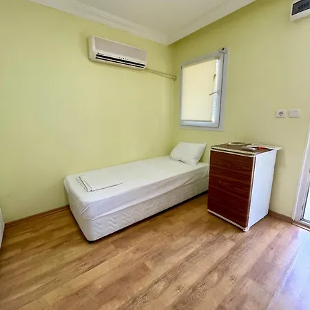 Camping Orange Camp 3*