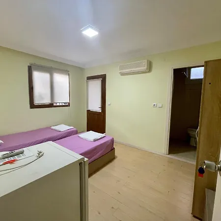 Camping Orange Camp 4*